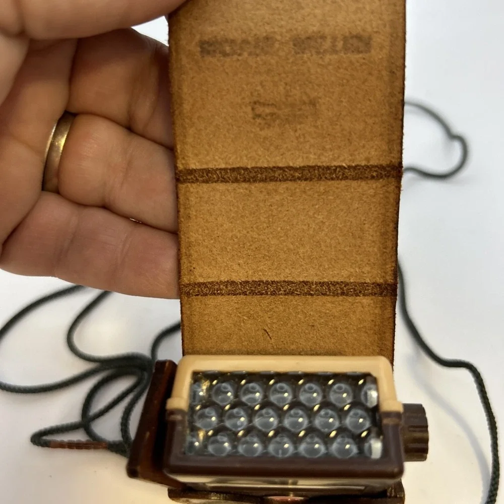VINTAGE WALZ CAMERA Micro-Meter LIGHT METER WITH LEATHER CASE